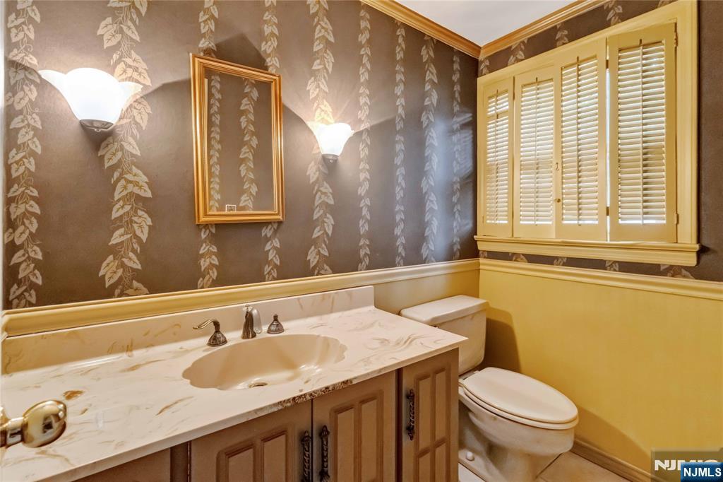 45 Nance Road West Orange, NJ 07052 - Photo 13 of 39