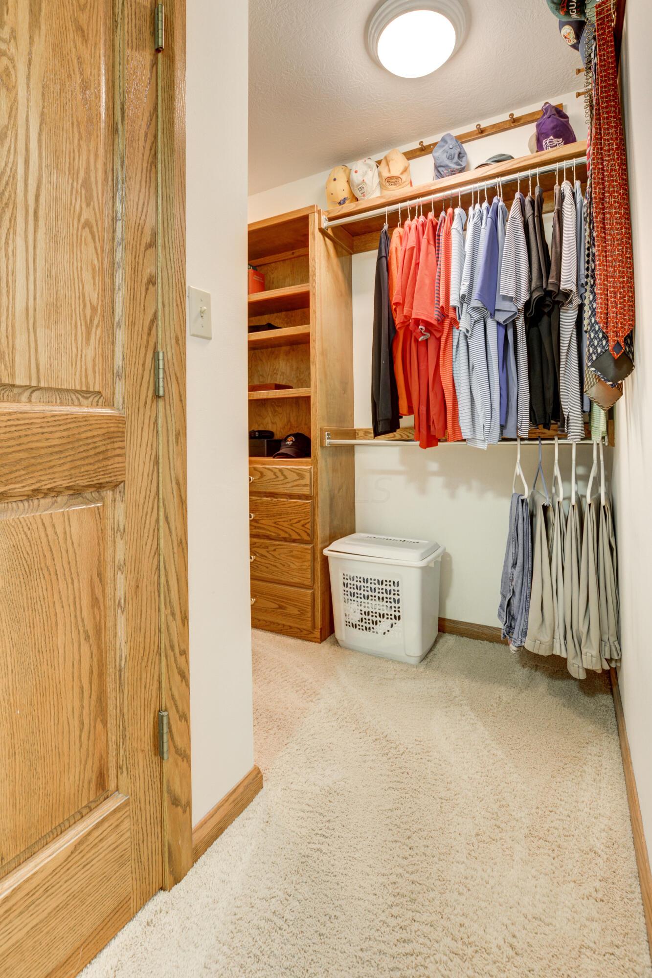 7263 Riverside Drive Powell, OH 43065 - Photo 30 of 55 2 Sided Walk-in Closet Side 2