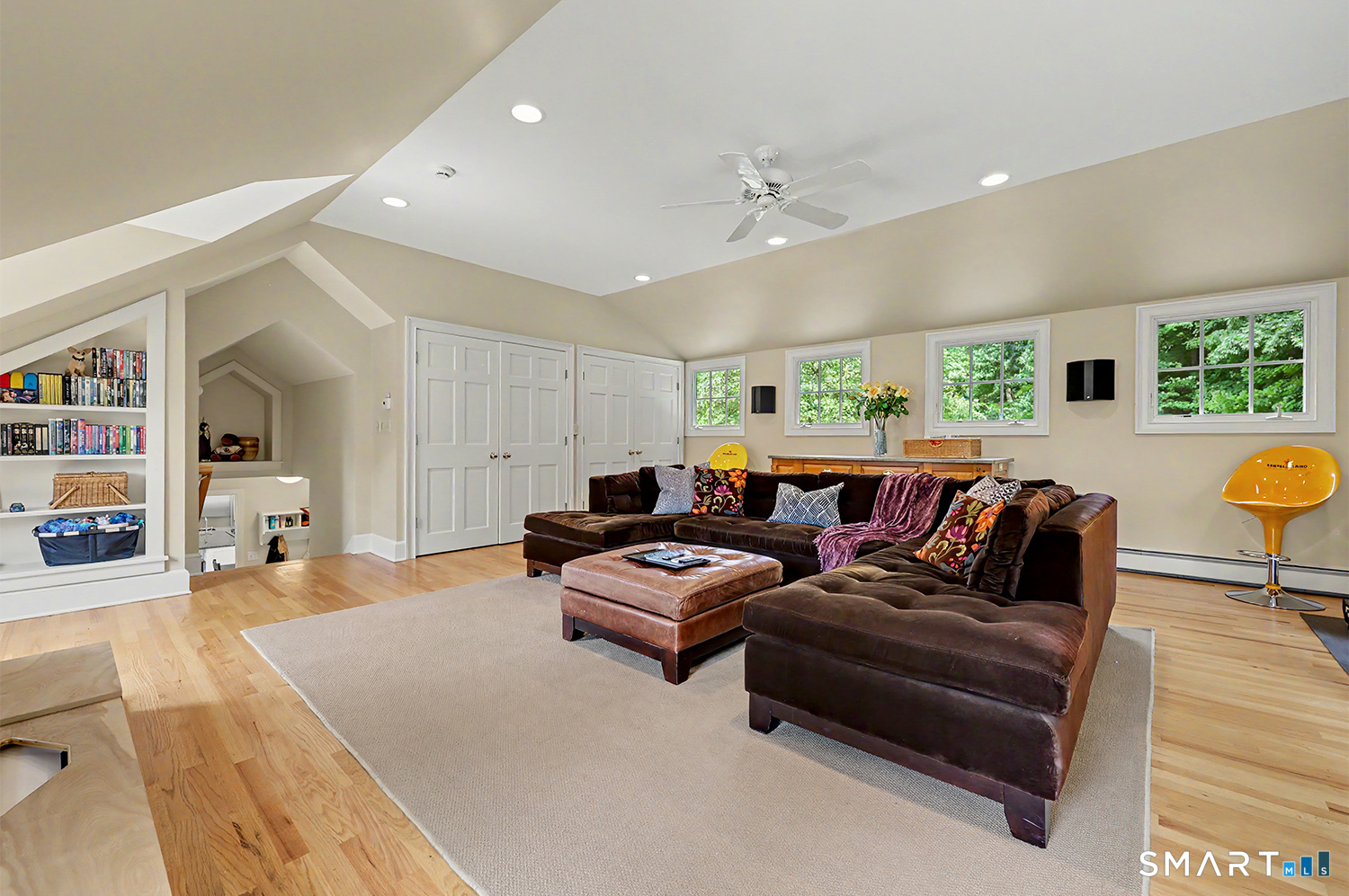 128 Cobblers Hill Road Fairfield, CT 06824 - Photo 17 of 40 Gallery Image 17