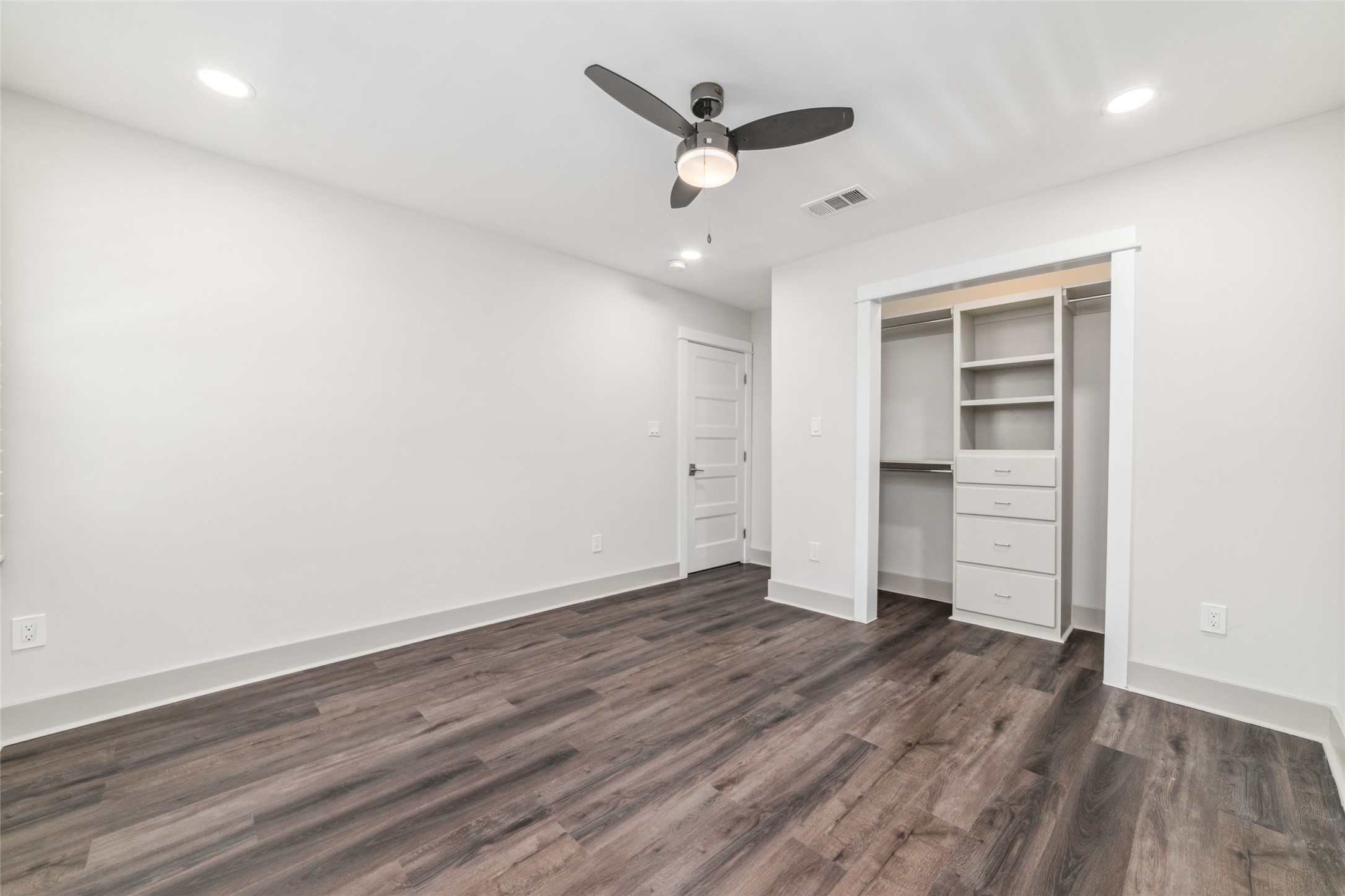 9400 Spring Branch Drive Houston, TX 77080 - Photo 28 of 45 Gallery Image 28