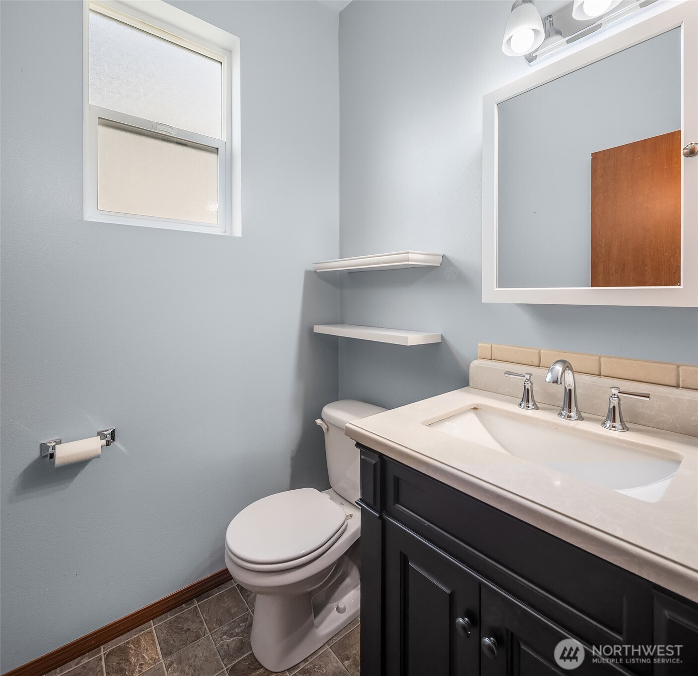 8313 Upper Ridge Road, Unit 2 Everett, WA 98203 - Photo 14 of 32 Gallery Image 14