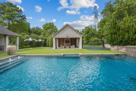 $2,750,000 | 6345 Meadows W Drive, Fort Worth, TX 76132