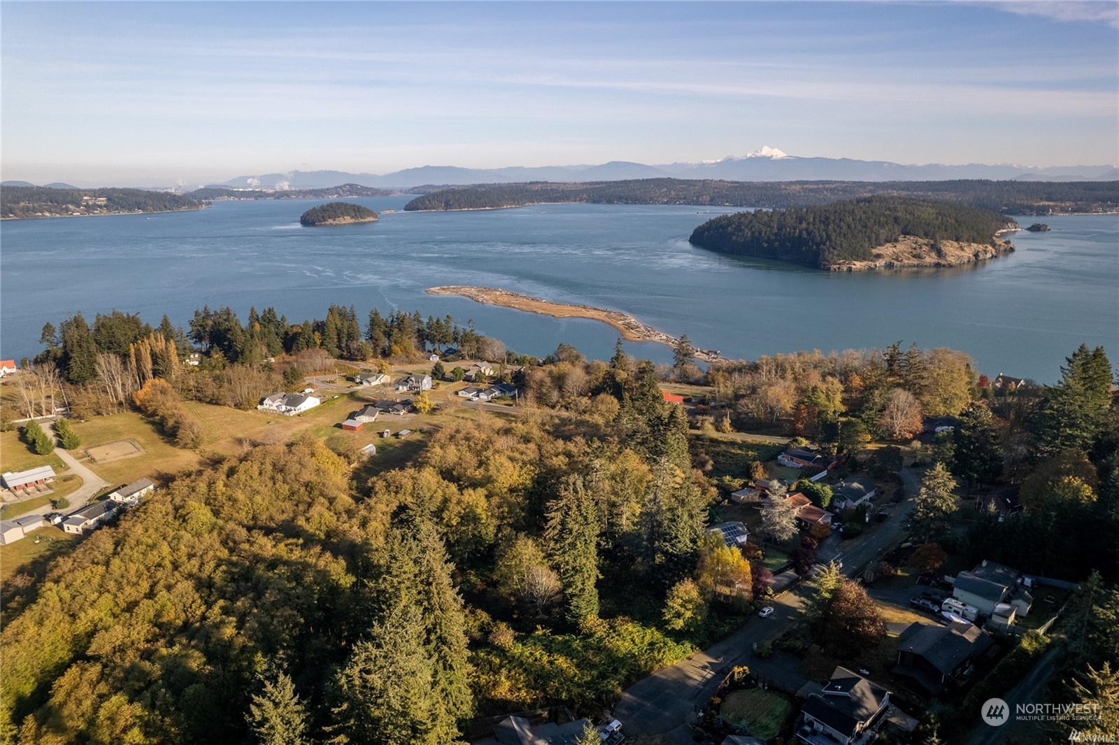 4985 Bakerview Road Oak Harbor, WA 98277 - Photo 4 of 9 a view of lake and mountain