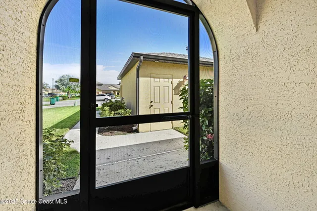 $280,000 | 1070 Luminary Circle, Unit 104, Melbourne, FL 32901