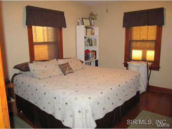 215 North Central Avenue Roxana, IL 62084 - Photo 12 of 16 Gallery Image 12