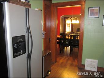 215 North Central Avenue Roxana, IL 62084 - Photo 9 of 16 Gallery Image 9