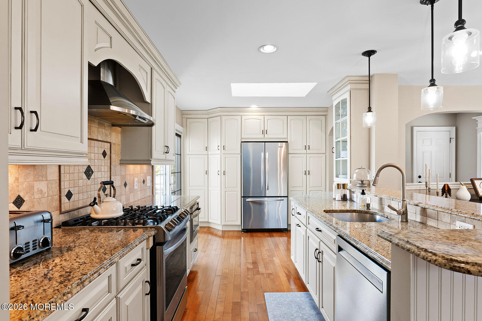 73 Windham Way Freehold, NJ 07728 - Photo 15 of 40 DSTRKT-15