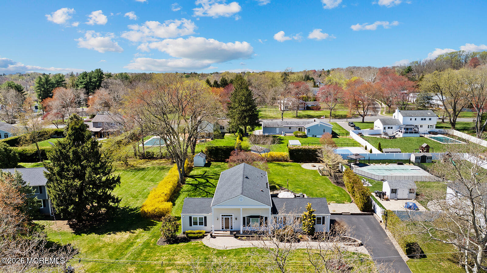 73 Windham Way Freehold, NJ 07728 - Photo 33 of 40 DSTRKT-34