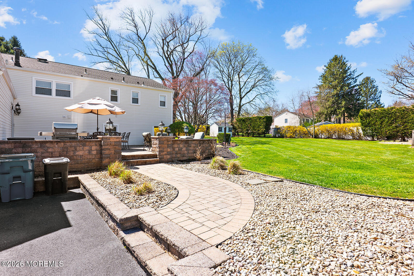 73 Windham Way Freehold, NJ 07728 - Photo 5 of 40 DSTRKT-5