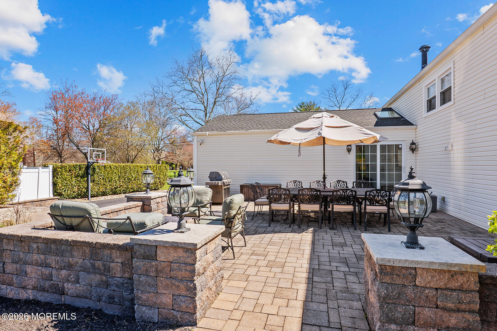73 Windham Way Freehold, NJ 07728 - Photo 6 of 40 DSTRKT-8
