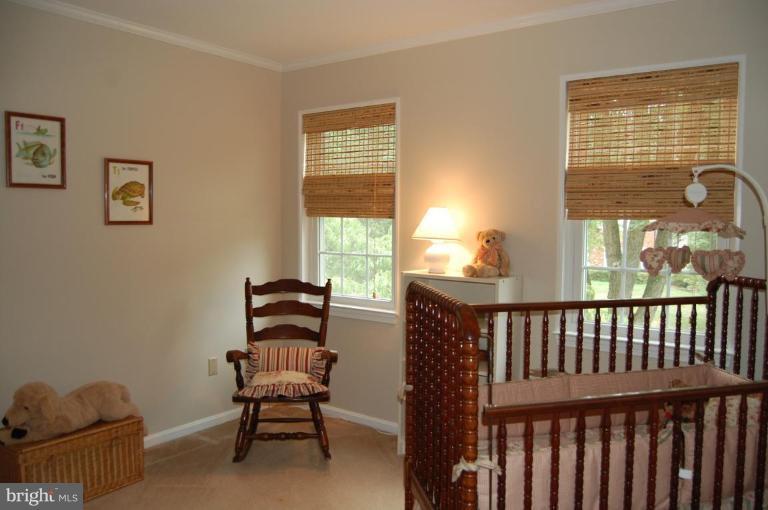 2402 Ivywood Road Reston, VA 20191 - Photo 23 of 30 Bedroom #2