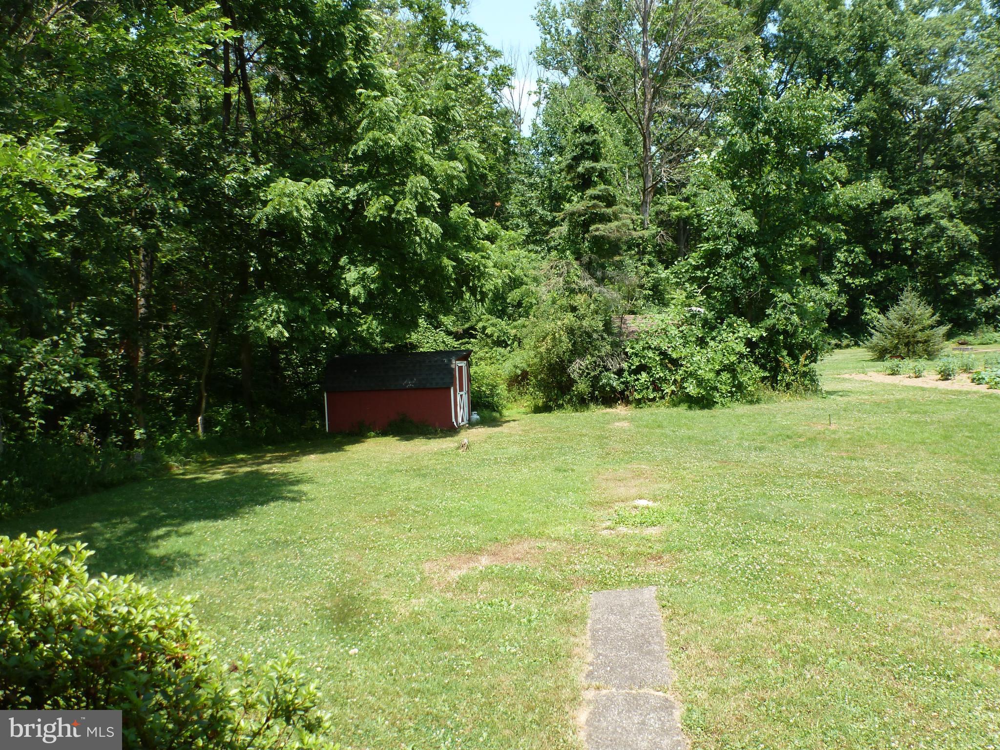 3058 Sterner Mill Road Quakertown, PA 18951 - Photo 6 of 33 Gallery Image 6