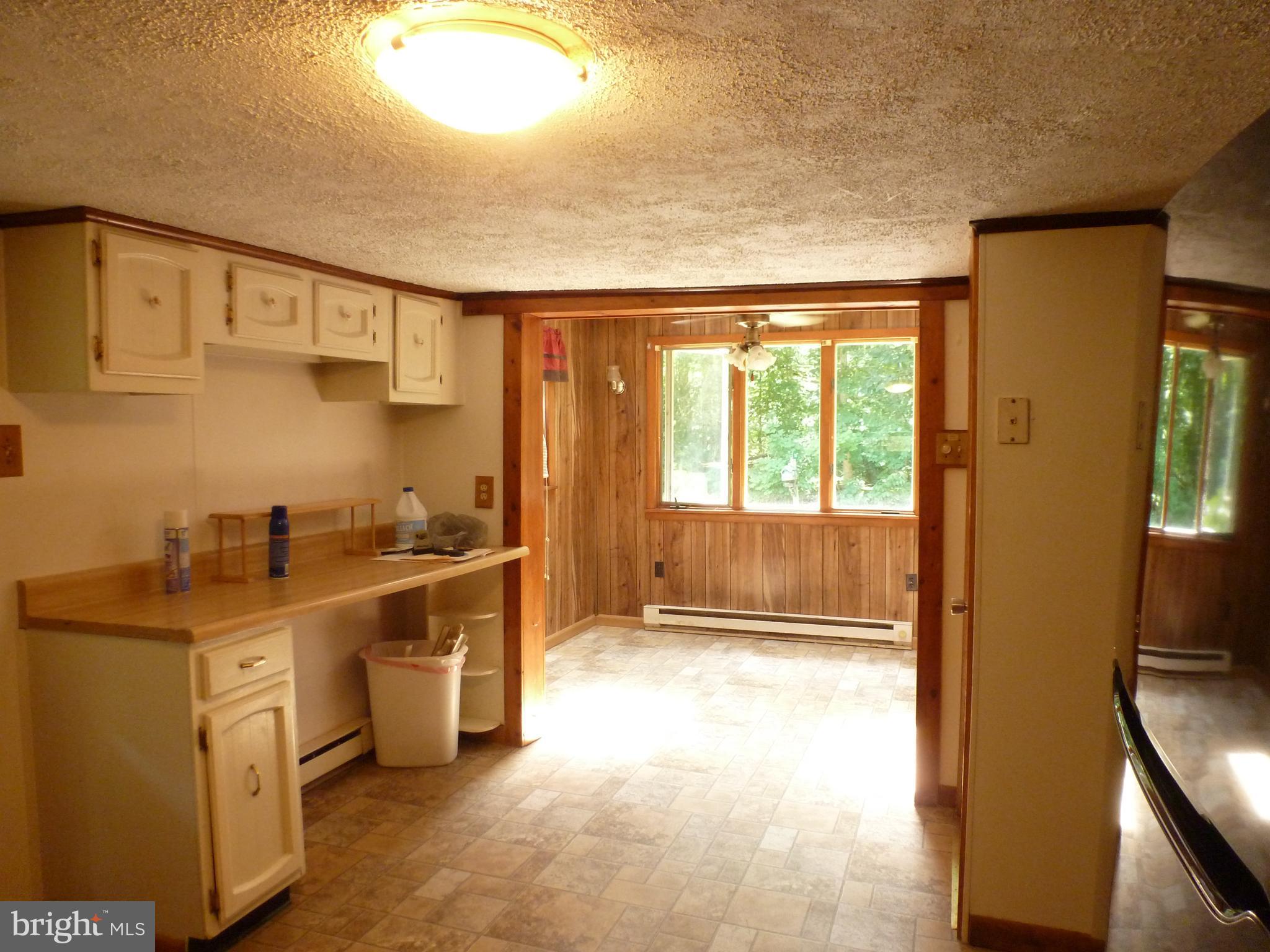 3058 Sterner Mill Road Quakertown, PA 18951 - Photo 10 of 33 Bright Kitchen with Dining Area