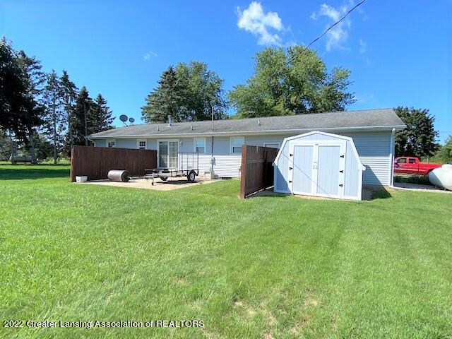 6646 North Welling Road St. Johns, MI 48879 - Photo 63 of 68 Rear view of home