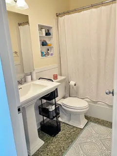 $390,000 | 1850 North Clark Street, Unit 2909, Chicago, IL 60614