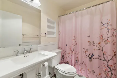 $390,000 | 1850 North Clark Street, Unit 2909, Chicago, IL 60614