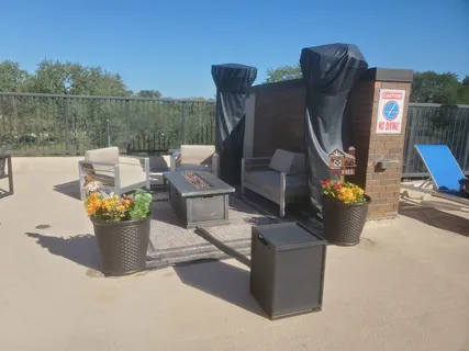 $390,000 | 1850 North Clark Street, Unit 2909, Chicago, IL 60614