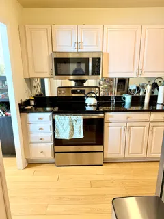 $390,000 | 1850 North Clark Street, Unit 2909, Chicago, IL 60614