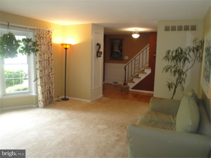 2839 Eagleville Road Audubon, PA 19403 - Photo 5 of 25 Living Room