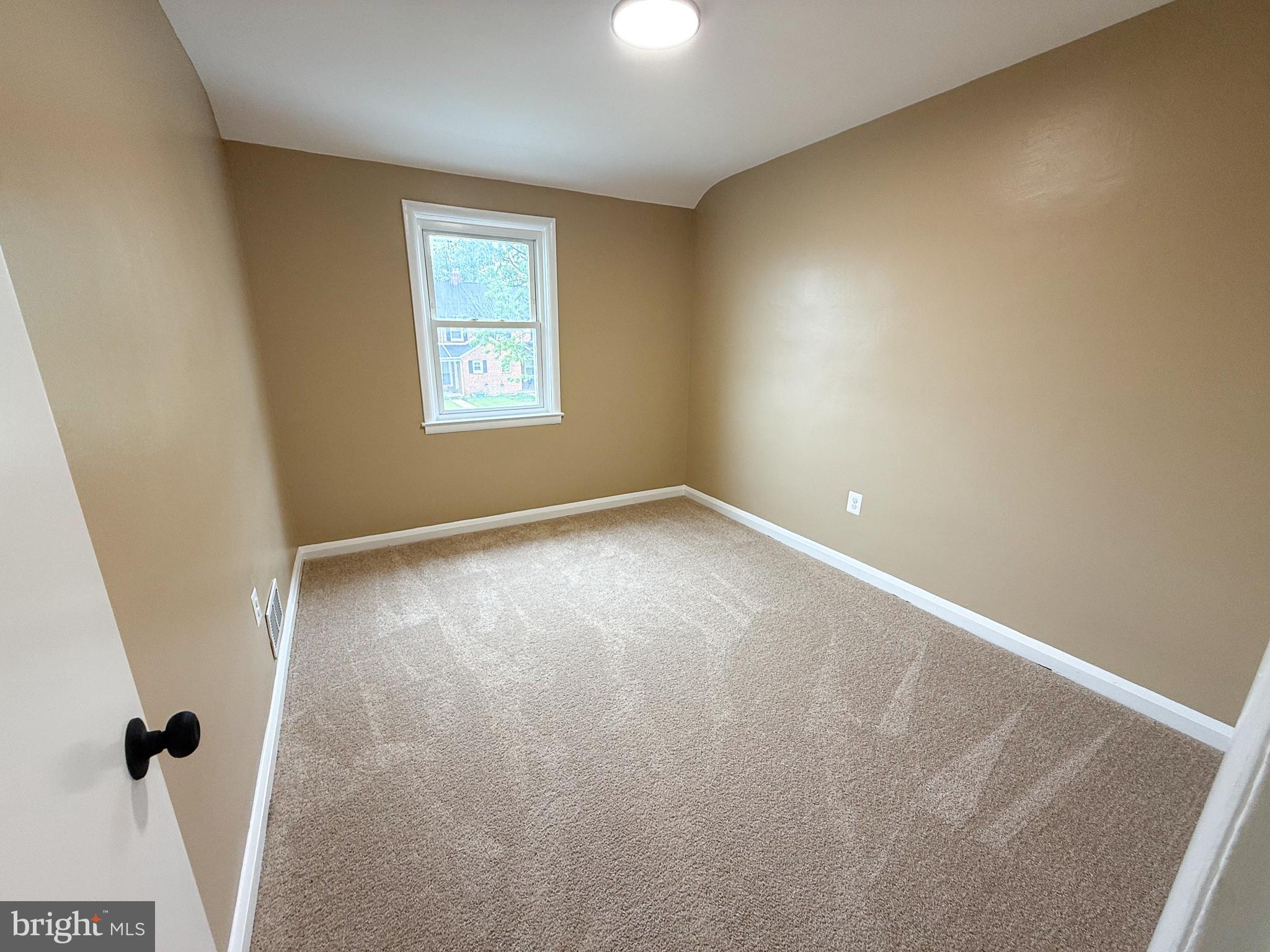 6101 Edlynne Road Baltimore, MD 21239 - Photo 21 of 24