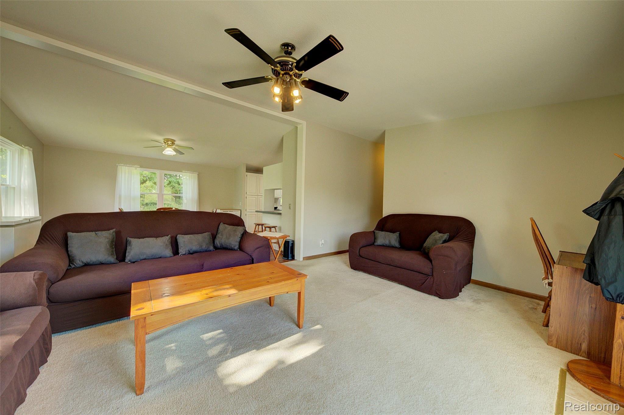 5565 Warner Road Fowlerville, MI 48836 - Photo 14 of 53 14.jpg
