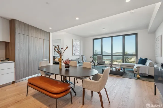 $1,498,000 | 1 Bristol Court, Unit 208, San Francisco, CA 94130