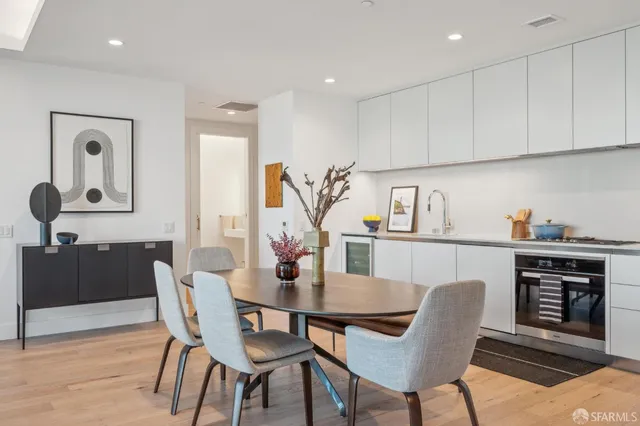 $1,498,000 | 1 Bristol Court, Unit 208, San Francisco, CA 94130