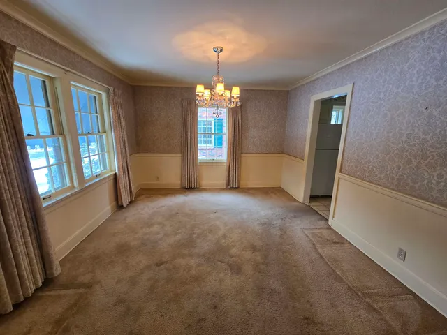 $199,000 | 423 North Highland Avenue, Rockford, IL 61107