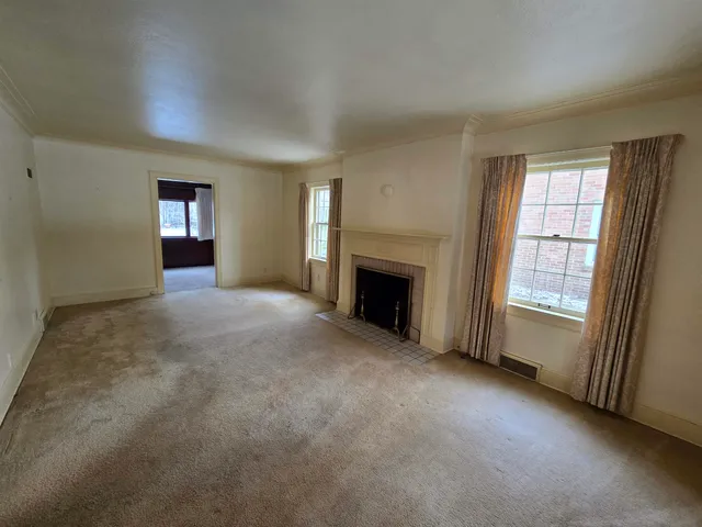 $199,000 | 423 North Highland Avenue, Rockford, IL 61107