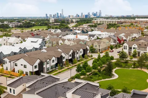 $1,050,000 | 3007 Chennault Street, Austin, TX 78723