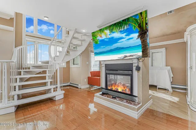 $3,100,000 | 133 Ryan Place | Annadale