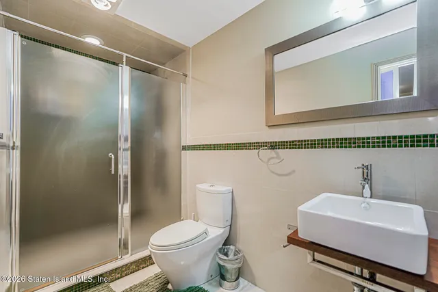 $3,100,000 | 133 Ryan Place | Annadale