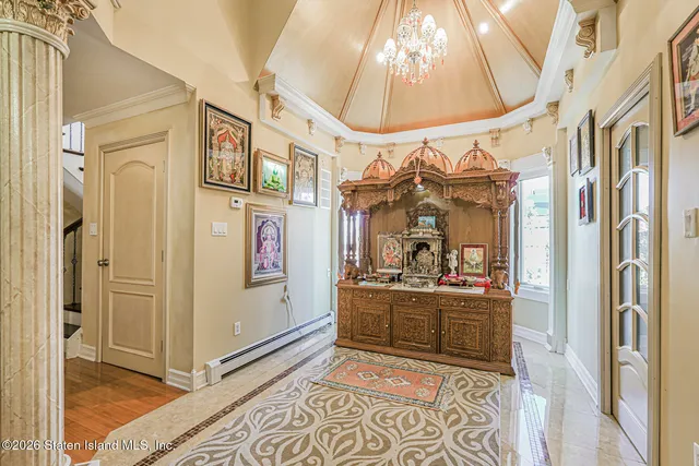 $3,100,000 | 133 Ryan Place | Annadale