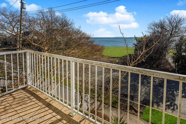 $3,100,000 | 133 Ryan Place | Annadale