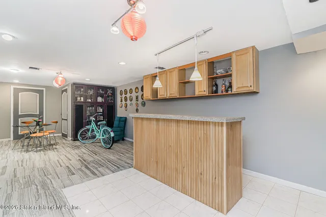 $3,100,000 | 133 Ryan Place | Annadale