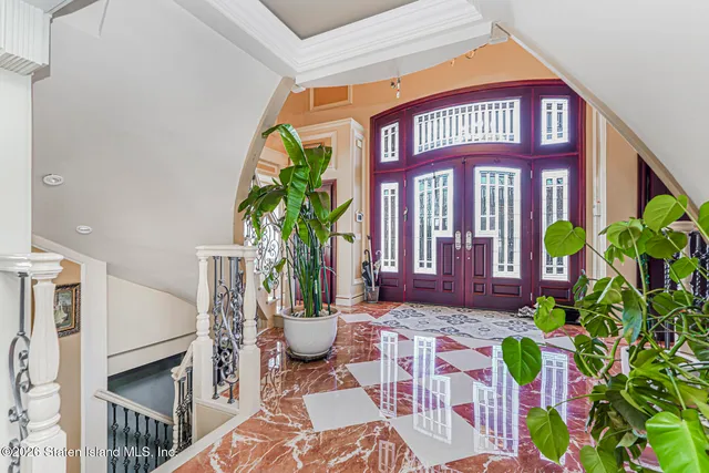 $3,100,000 | 133 Ryan Place | Annadale