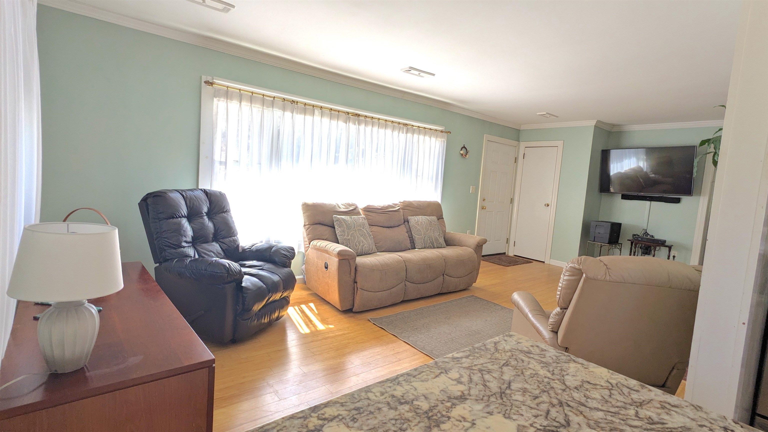 17 Rundlett Street Concord, NH 03301 - Photo 5 of 22 Gallery Image 5