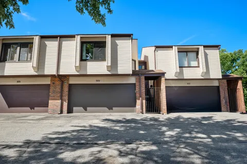 $340,000 | 375 Juniper Tree Court, Hoffman Estates, IL 60169