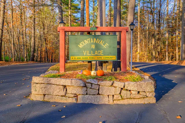 $229,000 | 169 Mountainvale Drive, Conway, NH 03813