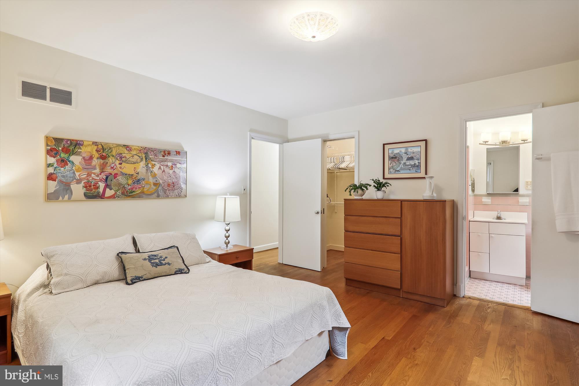 4504 Edgefield Road Kensington, MD 20895 - Photo 17 of 56 Master Bedroom