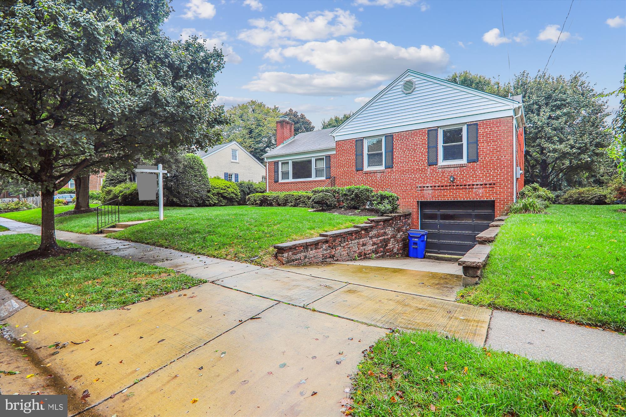 4504 Edgefield Road Kensington, MD 20895 - Photo 32 of 56 Driveway