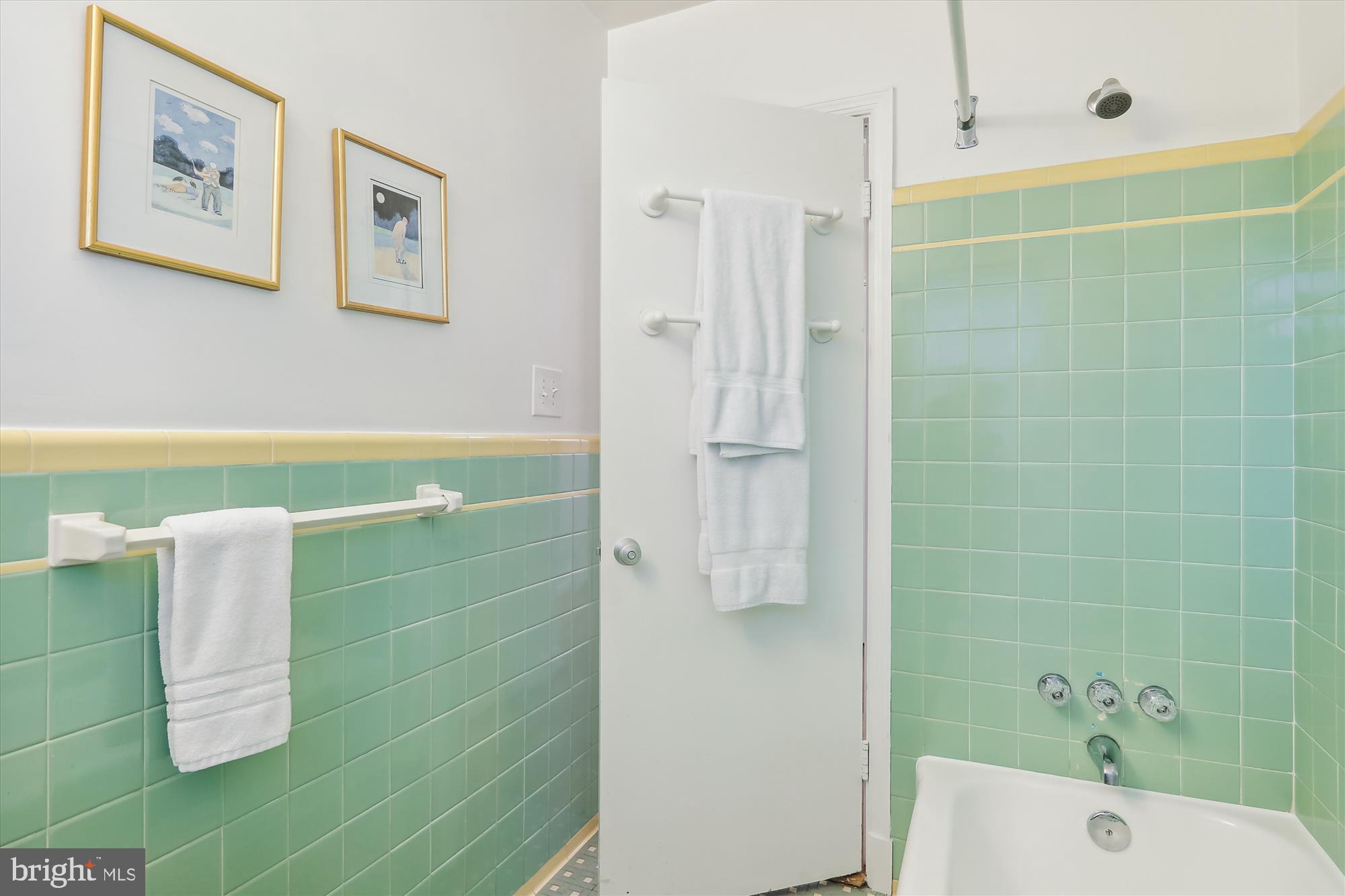 4504 Edgefield Road Kensington, MD 20895 - Photo 33 of 56 Bath