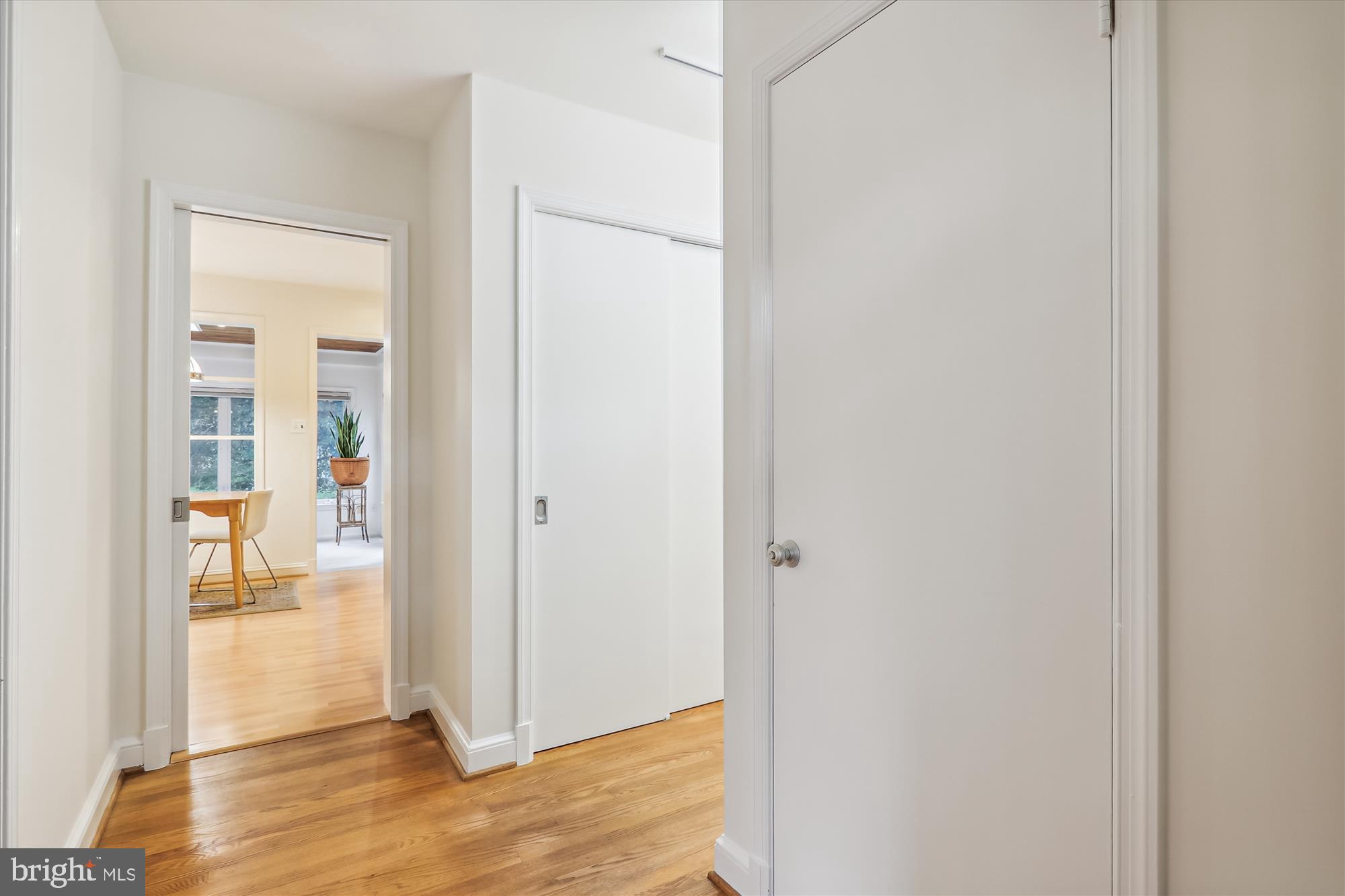 4504 Edgefield Road Kensington, MD 20895 - Photo 35 of 56 Foyer