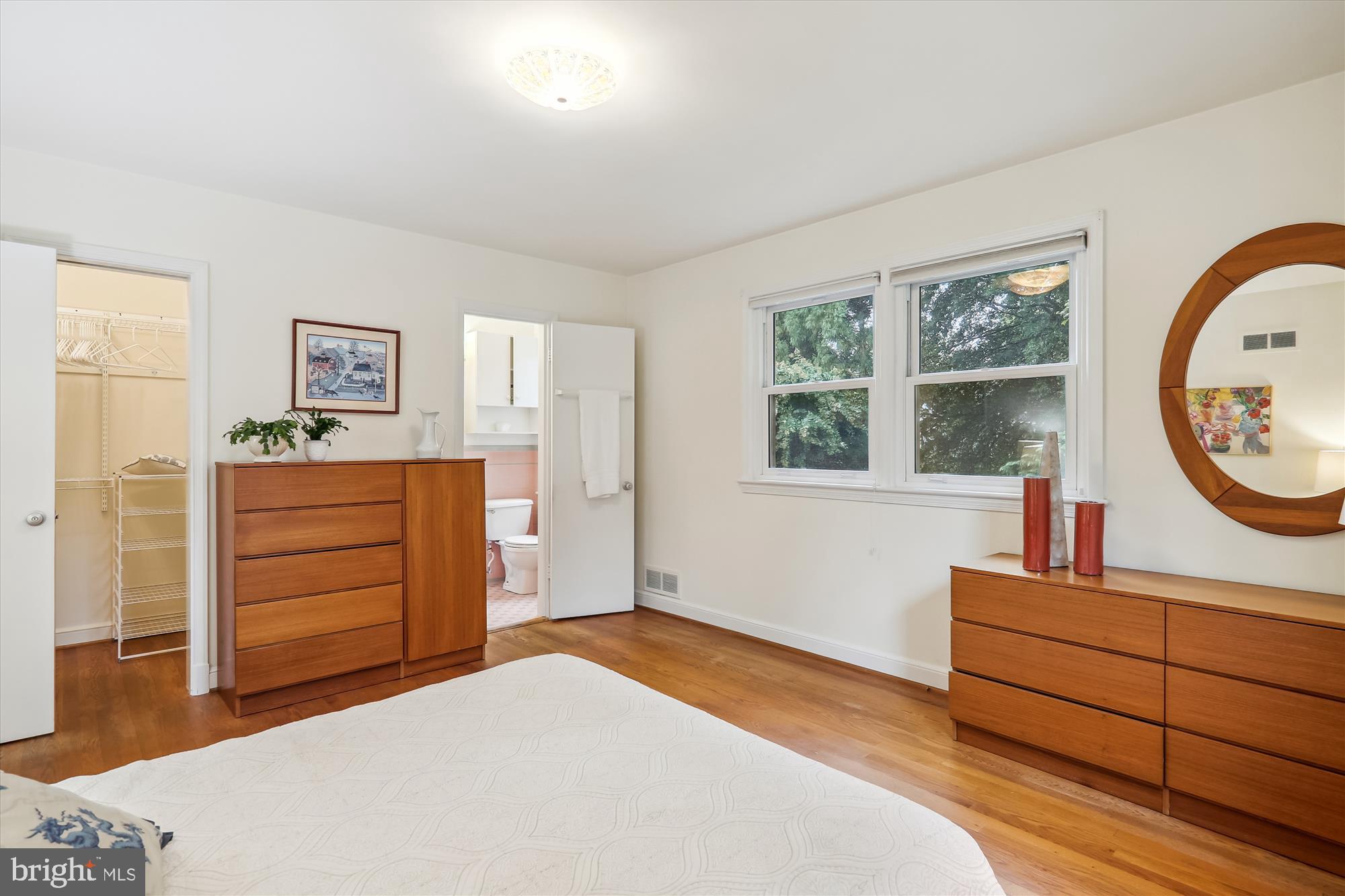 4504 Edgefield Road Kensington, MD 20895 - Photo 46 of 56 Primary Bedroom