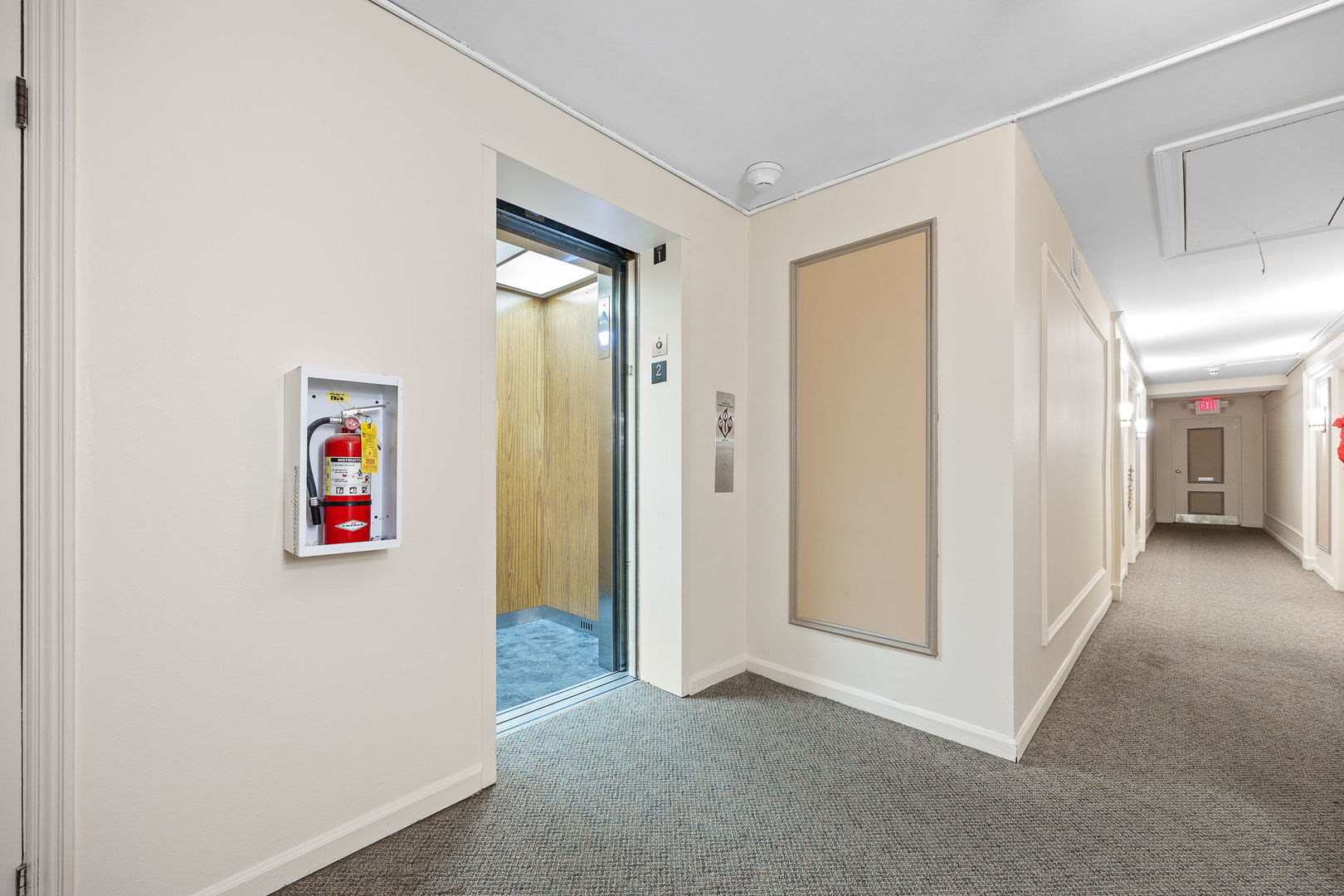 140 Carriage Way Drive, Unit C218 Burr Ridge, IL 60527 - Photo 23 of 33