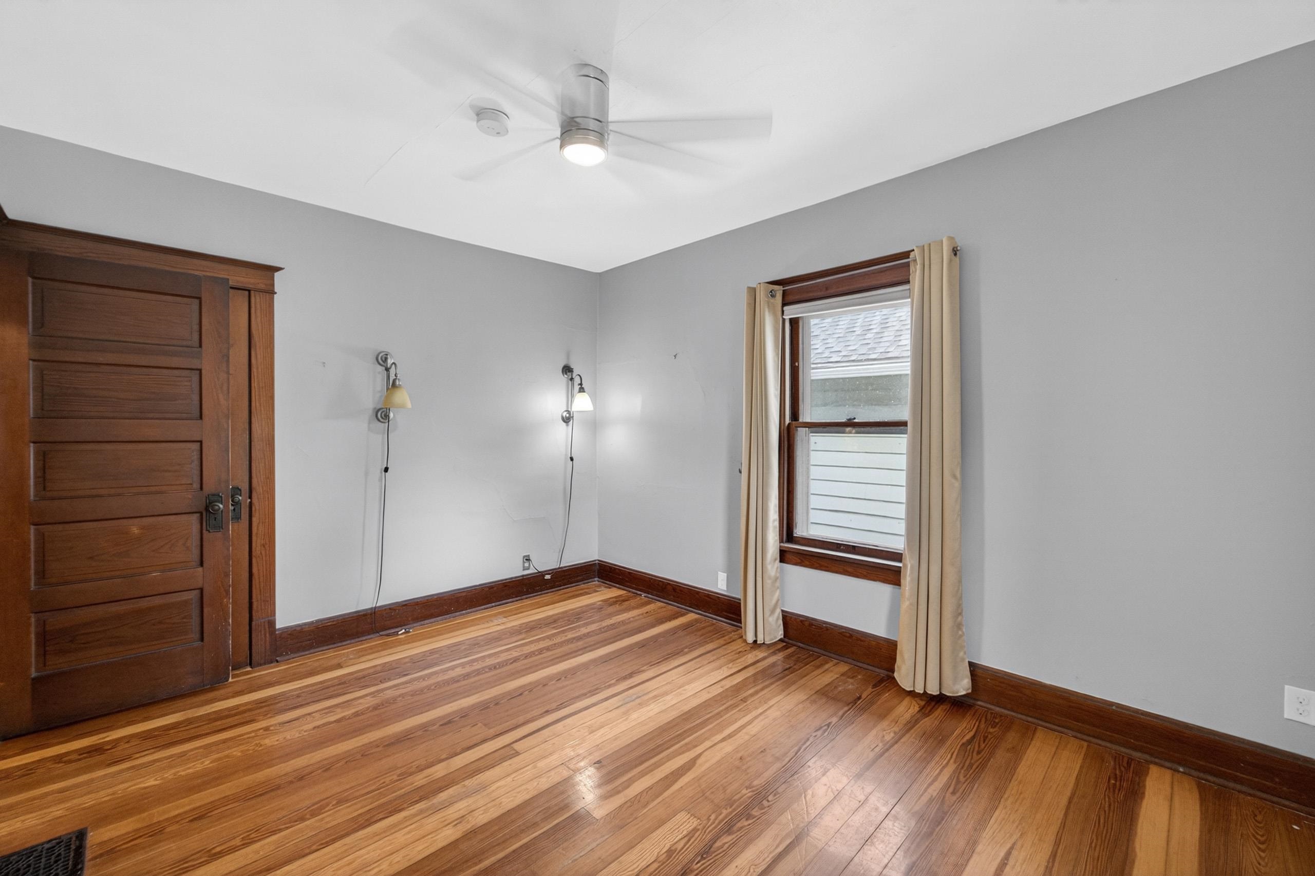 205 Dixon Street Madison, WI 53704 - Photo 23 of 39