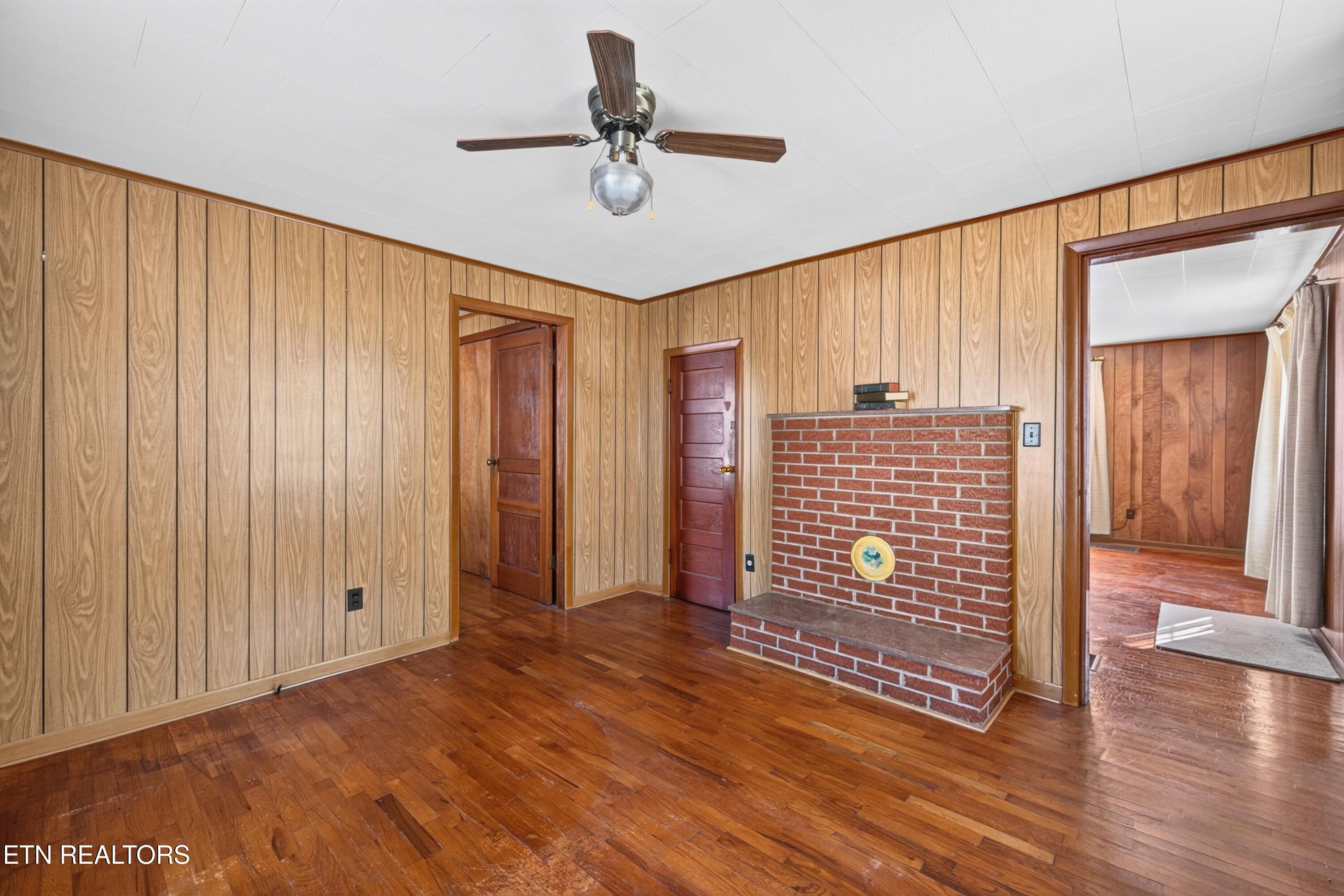 130 Walnut Lane Rutledge, TN 37861 - Photo 13 of 35 015-130WalnutLane-Rutledge-TN-37861-SMAL