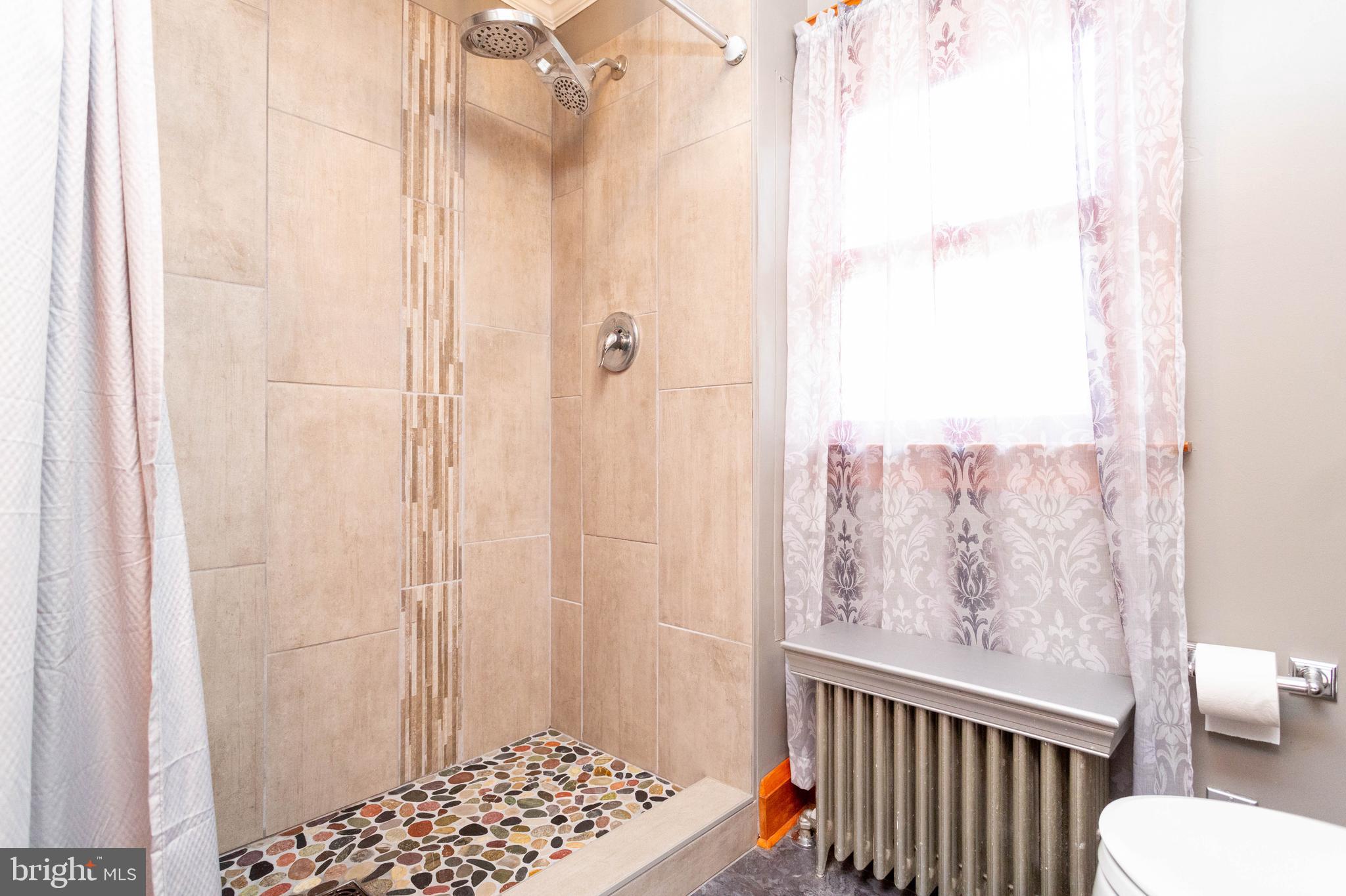 611 Elmwood Road Baltimore, MD 21206 - Photo 24 of 51 Bathroom