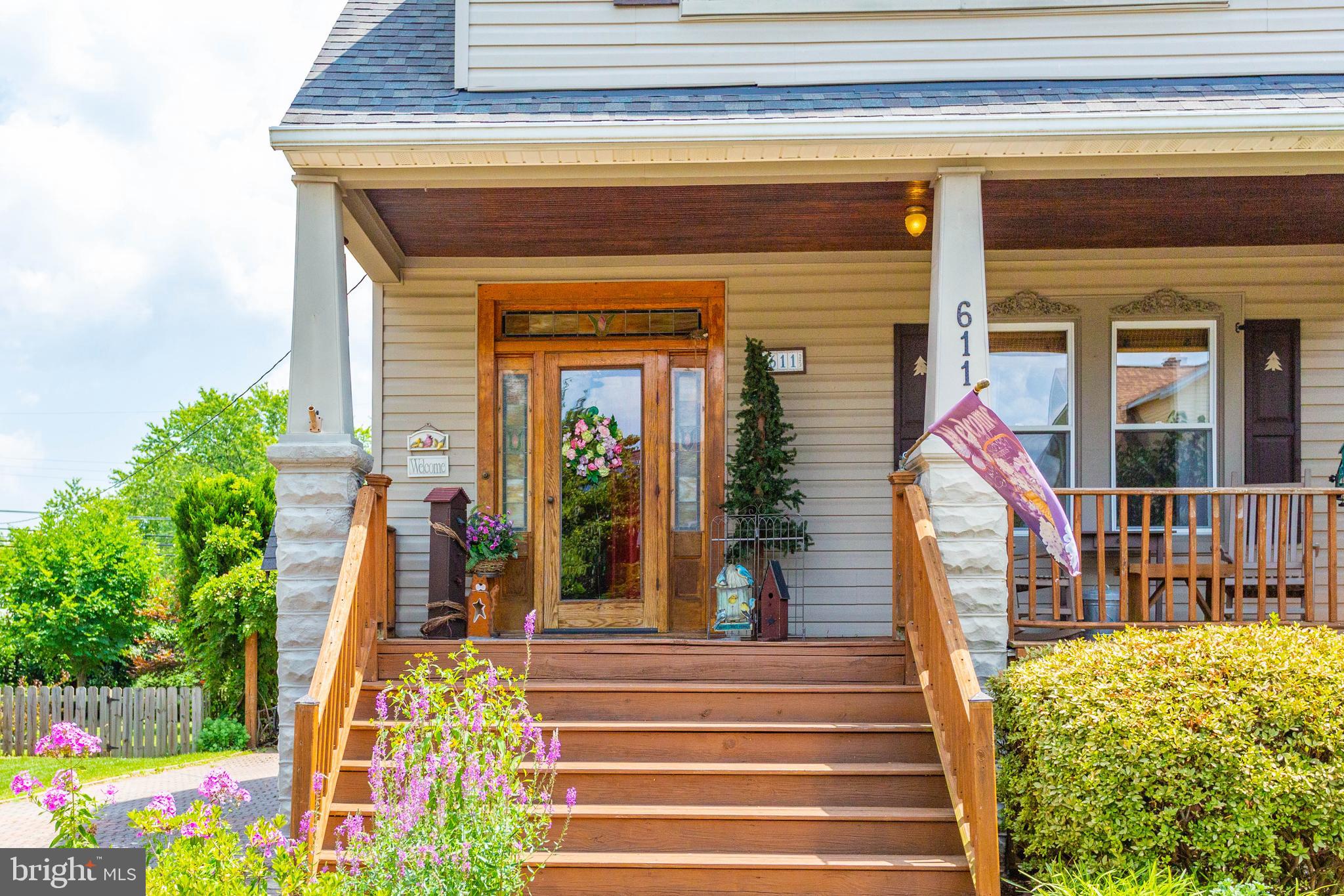 611 Elmwood Road Baltimore, MD 21206 - Photo 5 of 51 Front porch