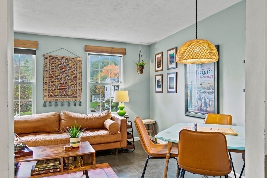 5 Riverside Road Franklin, MA 02038 - Photo 12 of 40 Gallery Image 12